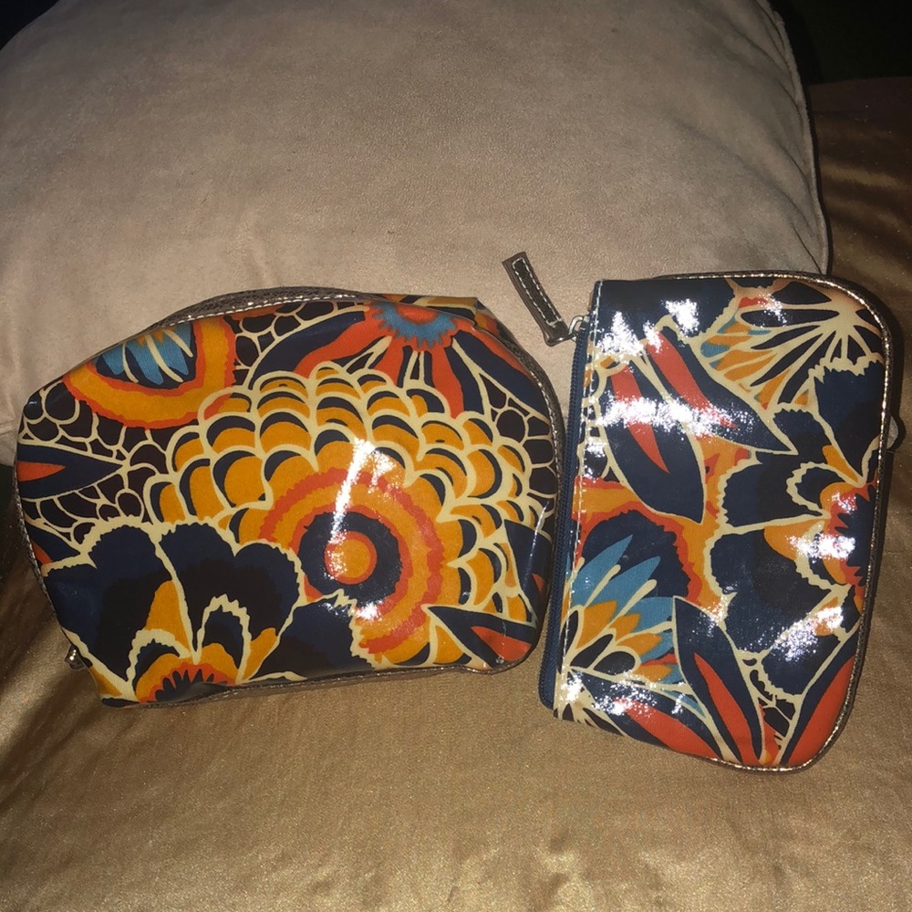 Bueno cosmetic bags